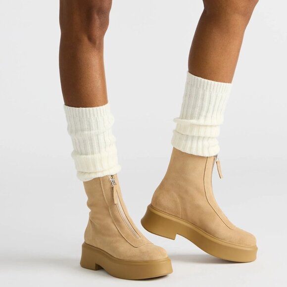 Steve Madden Shoes - NEW Steve Madden Jones Boots Size 10